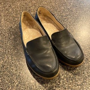 Olukai Kiele Black Loafer